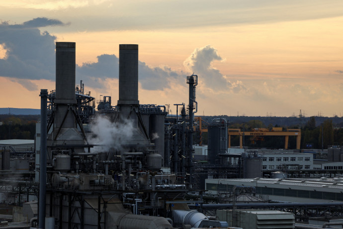 A BASF vegyipari vállalat üzeme a kelet-németországi Schwarzheide-ben 2022. november 1-jén. Fotó: LISI NIESNER / POOL / AFP