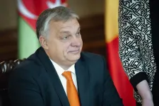 Orbán már börtönválogatottban látja focizni az EP-képviselőket