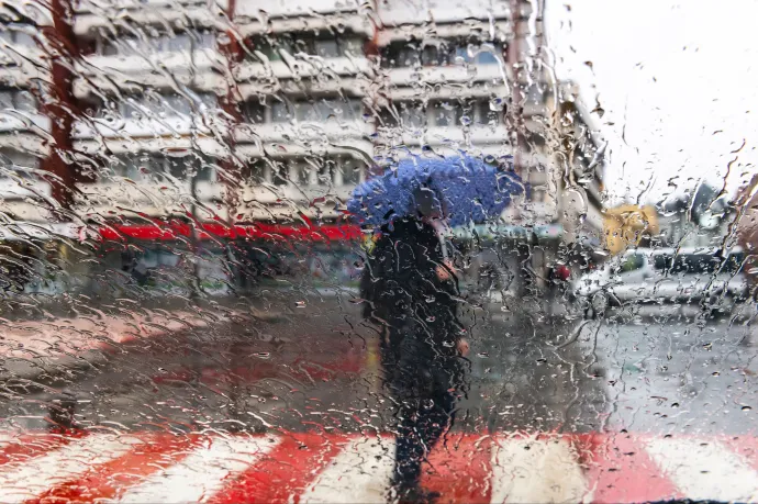 Sok helyen havazásba, havas esőbe torkollik a szűnni nem akaró eső