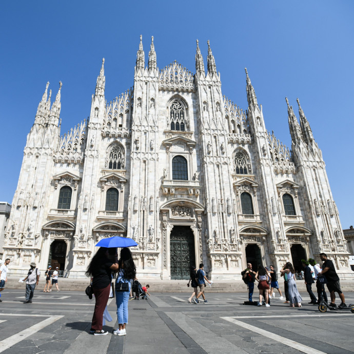 Visszatértek a turisták, de óvatosabban költenek