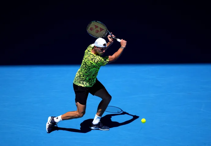 Fucsovics Márton az olasz Jannik Sinner elleni mérkőzésen, az Australian Open legjobb 32-je között, 2023. január 20-án. Fotó: Sandra Sanders / Reuters