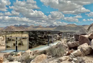 18 millió dollárért árulnak egy láthatatlan házat a kaliforniai sivatagban