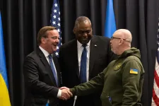 Washington Berlint győzködi, hogy adjon tankjaiból Ukrajnának