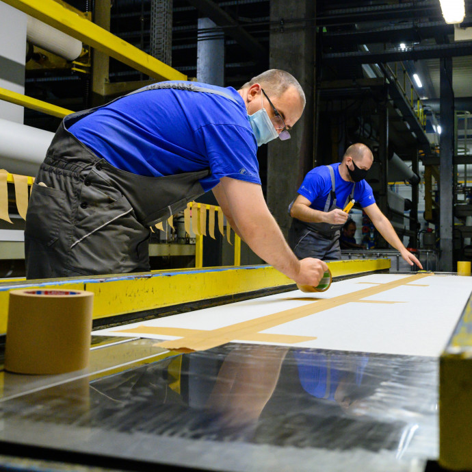 Duplázódtak a magyar keresetek 12 év alatt, mégis hátul toporognak az uniós mezőnyben