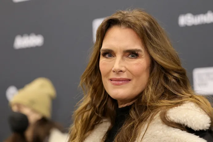 Brooke Shields egy dokumentumfilmben beszél arról, hogy megerőszakolták fiatalkorában