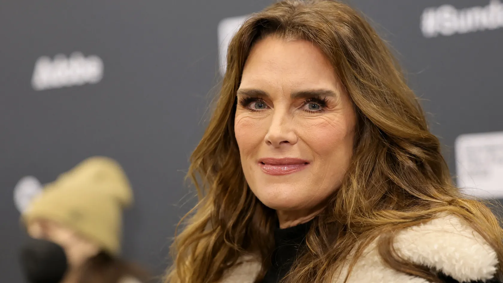 Brooke Shields egy dokumentumfilmben beszél arról, hogy megerőszakolták fiatalkorában