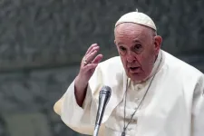 Ferenc pápa szerint a homoszexualitás nem bűncselekmény