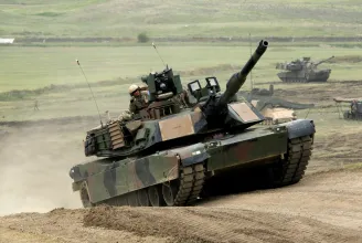 Hivatalos, hogy az USA és Németország is harckocsikat küld Ukrajnának
