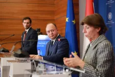 Közös nyilatkozatot írt alá a francia, a holland és a román külügyminiszter Bukarestben