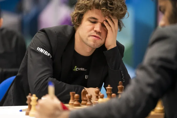 Rosszul van a sakktól a norvég világbajnok, nem játszik klasszikus partikat