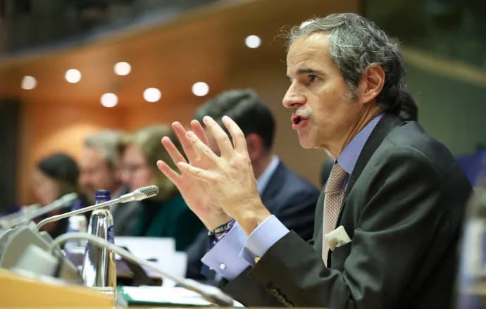 Rafael Grossi, a Nemzetközi Atomenergia-ügynökség főigazgatója az Európai Parlament külügyi bizottságának és biztonsági és védelmi bizottságának együttes ülésén Brüsszelben 2023. január 24-én – Fotó: Dursun Aydemir / Anadolu Agency / AFP