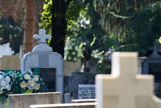 Kihantolják és újra eladják a gondozatlan sírokat a nagyváradi Rulikowski temetőben