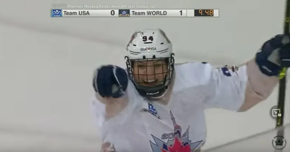 Garát-Gasparics Fanni scored a hat-trick for USA at the women’s hockey All Star ceremony, winning 3-2