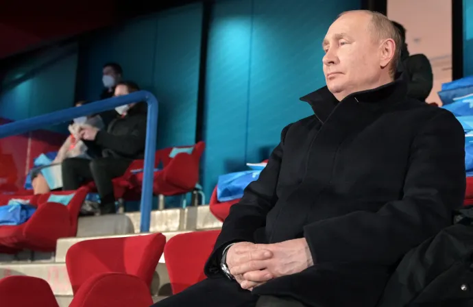 Vlagyimir Putyin a 2022-es téli olimpiai játékok megnyitóünnepségén Pekingben 2022. február 4-én – Fotó: Alekszej Druzsinin / Szputnyik / AFP