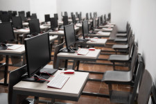 Februári tavaszi szünettel és júliusi vizsgákkal spórol a rezsin több nagy egyetem