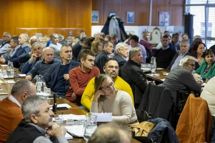 Az összes érintett település vezetőit összehívták legutóbb – Fotó: Facebook / Dézsi Csaba András