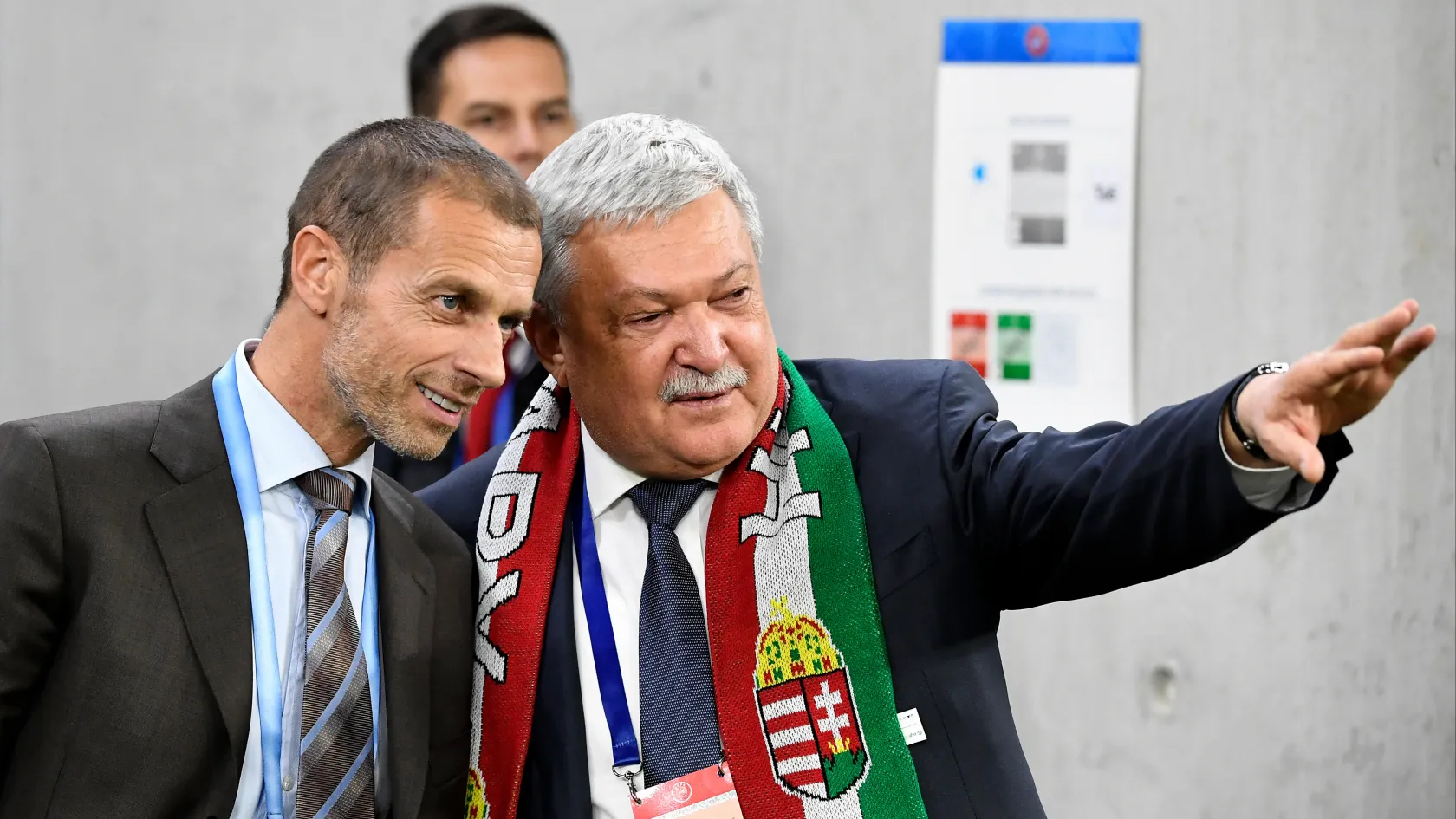 Csányi Sándor: A Nagy-Magyarország-jelképet és az árpádsávos zászlót is próbáljuk elfogadtatni az UEFA-val