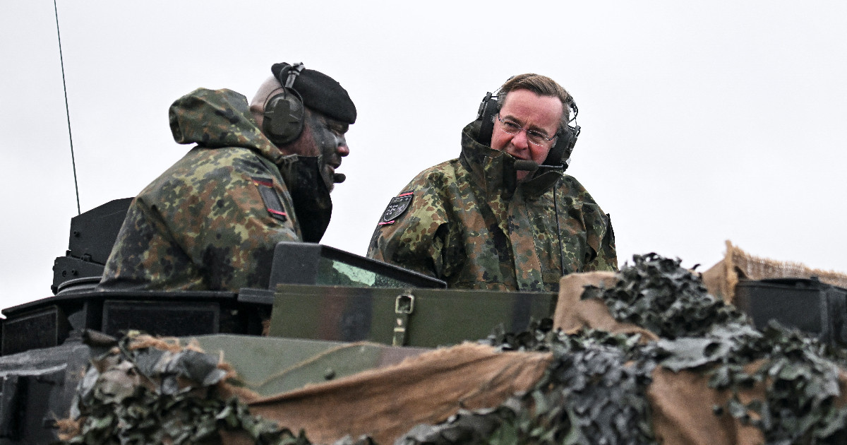 Németország mihamarabb pótolni szeretné az Ukrajnába küldött tankjait