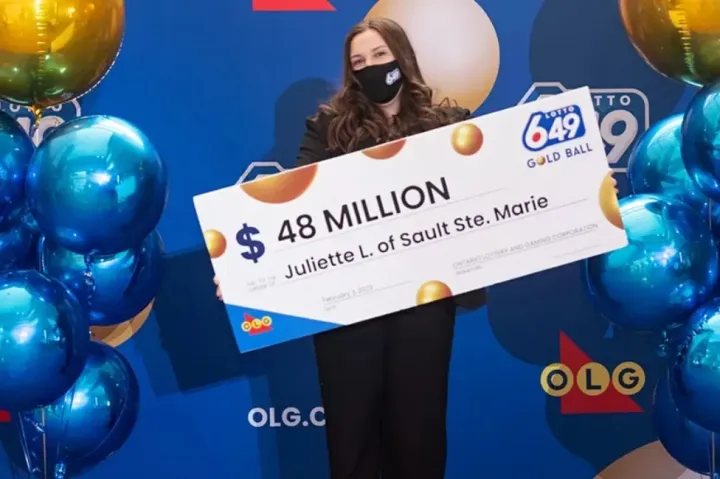 Élete első szelvényével lett egy 18 éves kanadai lány az ország legfiatalabb lottónyertese