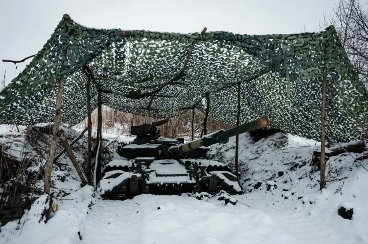 Bahmut egyre jobban elszigetelődik, de az oroszok szerint „a végsőkig kitartanak” az ukrán erők