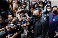 Negyvenhét ellenzéki ellen indult per Hongkongban