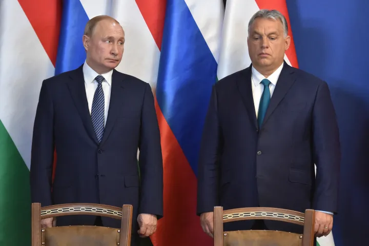 Szabad Európa: Orbán úgy manipulálja a saját érdekében a történelmet, mint Putyin vagy Hszi Csin-ping