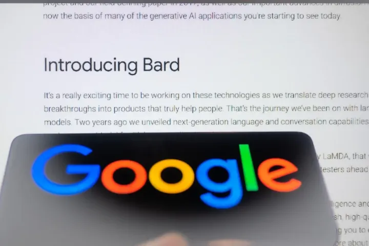 Elindul a Google saját chatbotja: a Google Bard