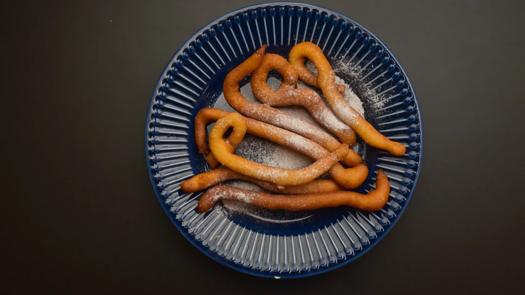 A magyar churros rejtélye és a szalagos fánk fortélyai