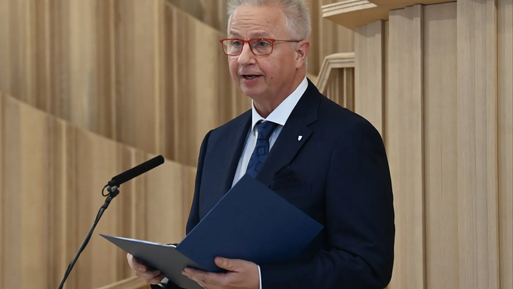 Varga Judit elődjét, Trócsányi Lászlót nem keresték a hatóságok a Völner-Schadl-ügyben