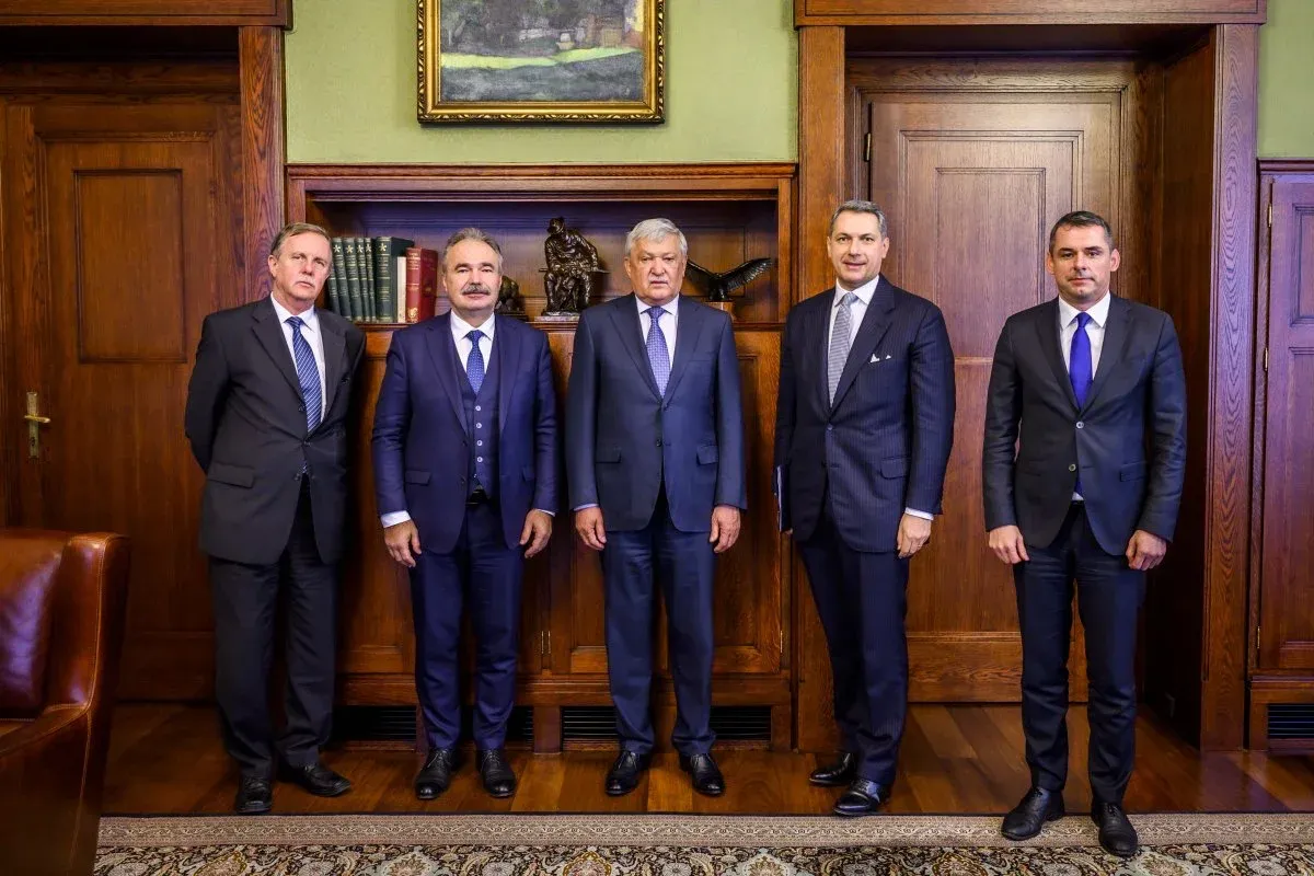 Akadémiai Dolgozók Fóruma: A miniszterek visszalépése után is korrupciós kockázatok maradnak az egyetemi kuratóriumokban