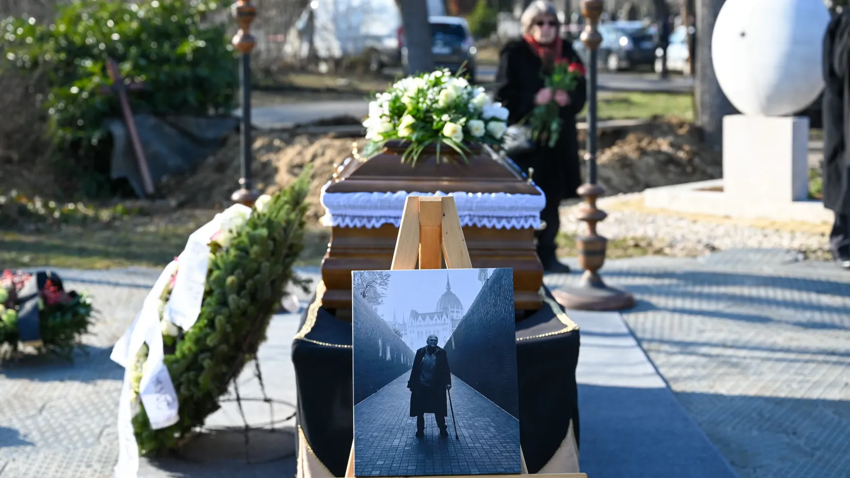 Eltemették Mécs Imrét