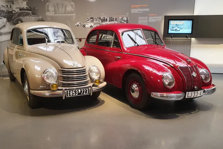 Az NDK-ban évekig gyártottak hamis Audikat és BMW-ket