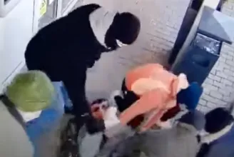 Símaszkos csoport támadt viperával egy férfira Gazdagréten pénteken