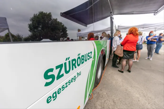 Hétfőtől ingyenes rákszűrésre mehet az ország több pontján