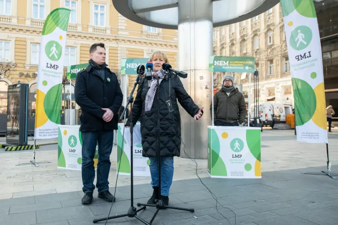 Még nem engedték át az LMP akkugyáras népszavazási kérdését, mégis aláírásgyűjtésbe kezd a párt