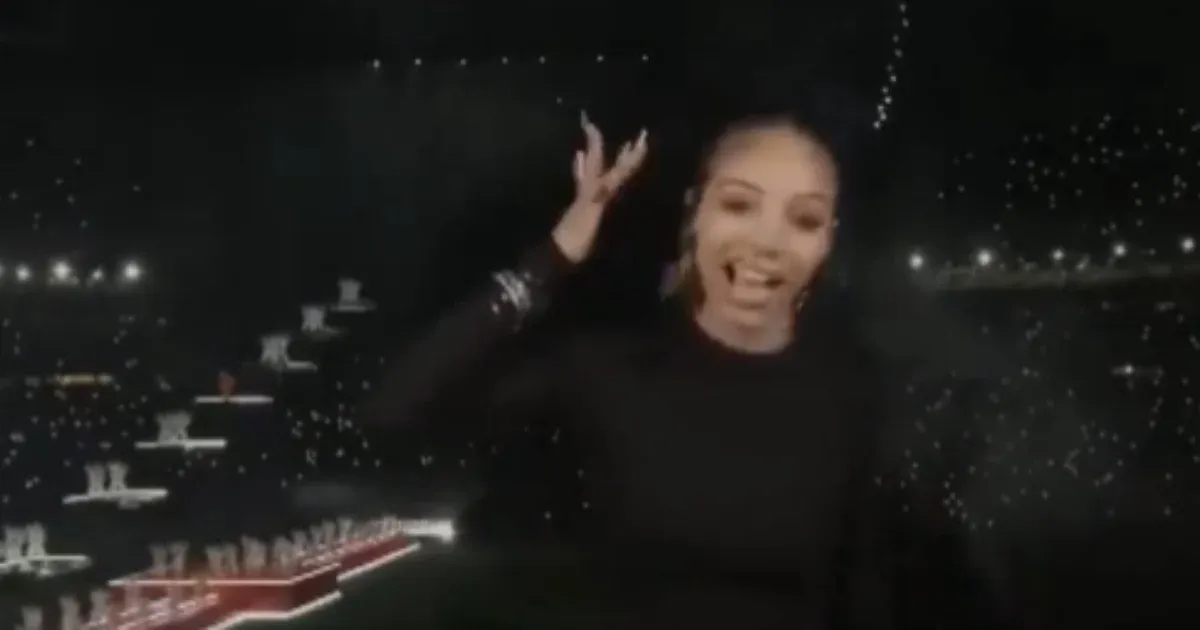 Rihanna jeltolmácsa csinálta a legnagyobb bulit a vasárnapi Super Bowlon