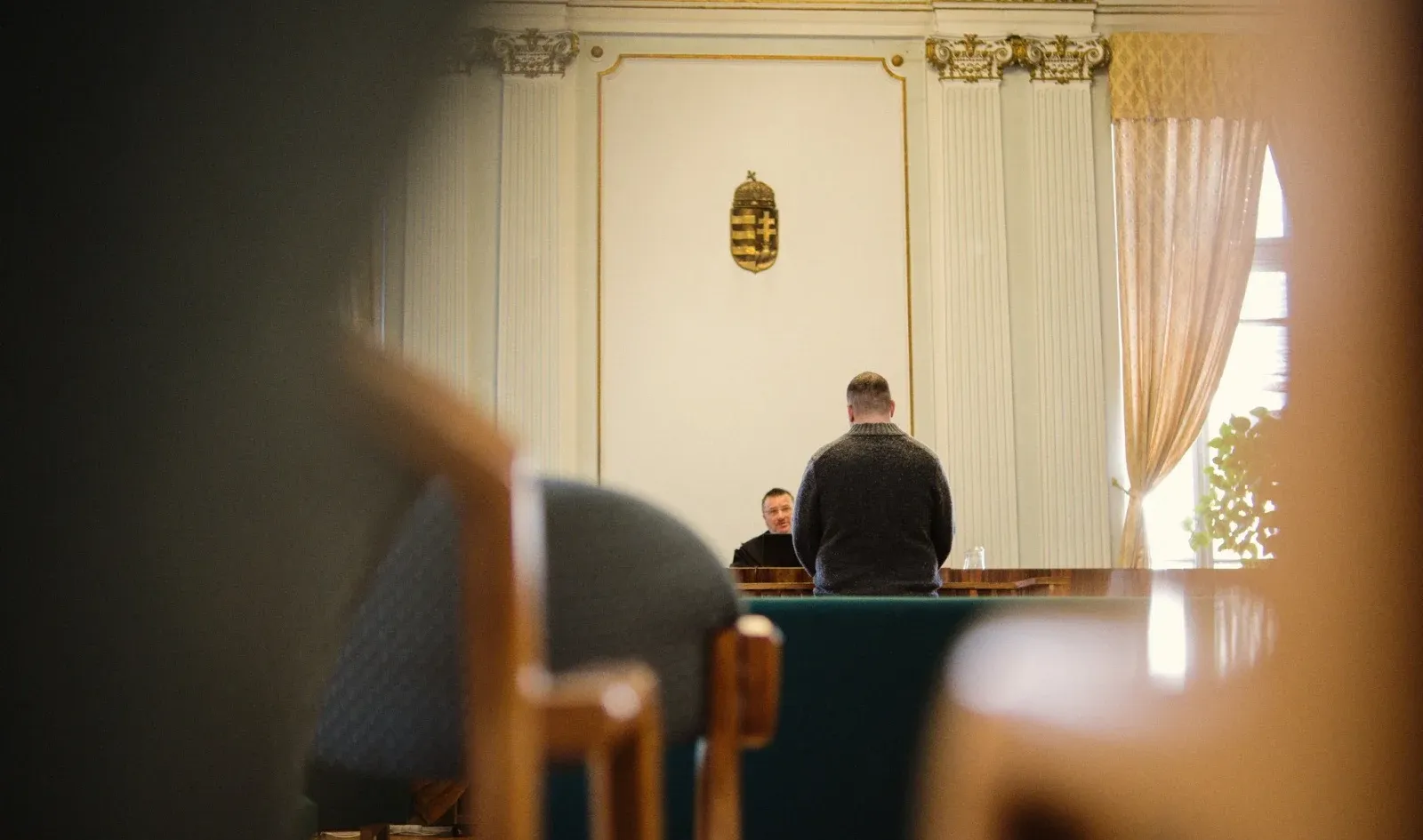 „Balkáni tradíció” és „kávépénz” – kazánházban és virágládában is dugdosták a kenőpénzt a korrupt szegedi vámosok