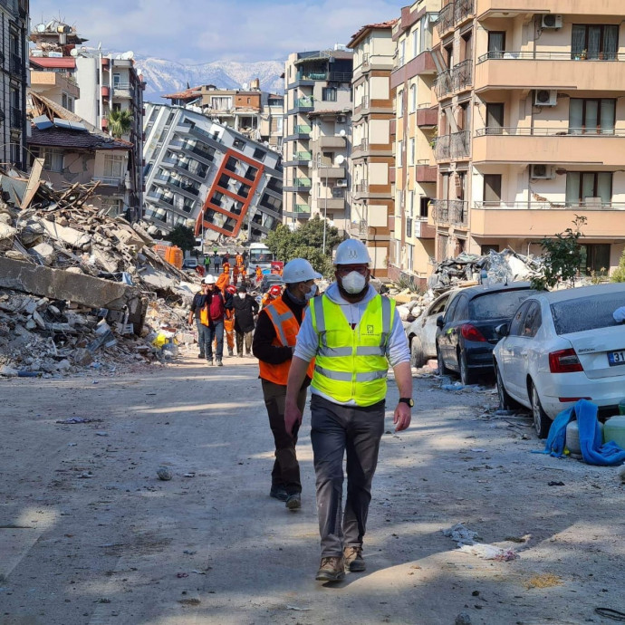 Hasonló mértékű pusztítást sem láttak még a földrengésnél segítő magyar mérnökök