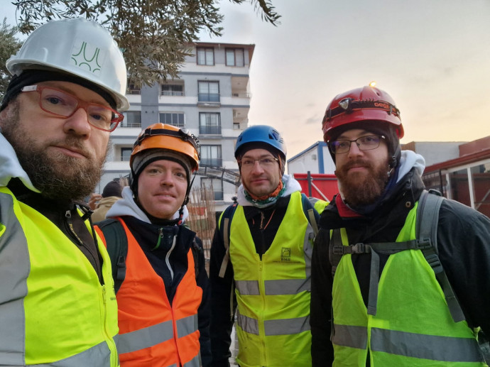 A magyar mérnökcsapat Törökországban. Fotó: Joó Attila, Bme
