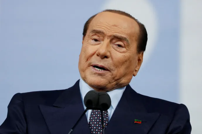 Berlusconit jogerősen felmentették a bunga-bunga partik miatti vádak alól