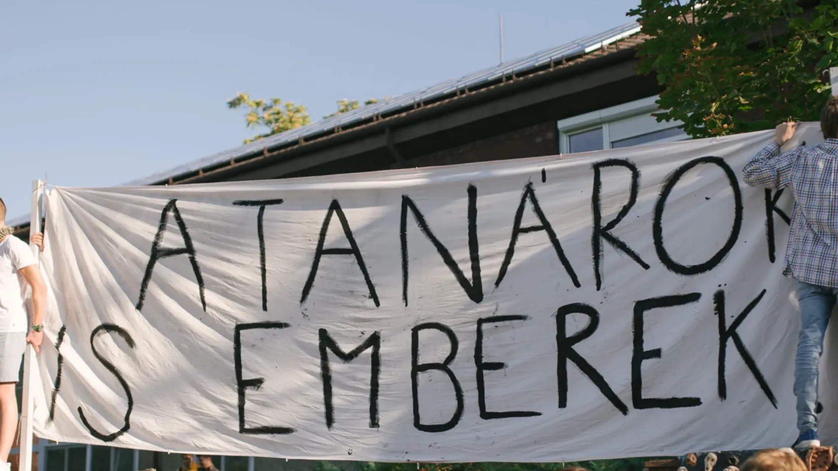 Népszava: Sztrájkot ígérnek márciusra a szakképzésben dolgozók