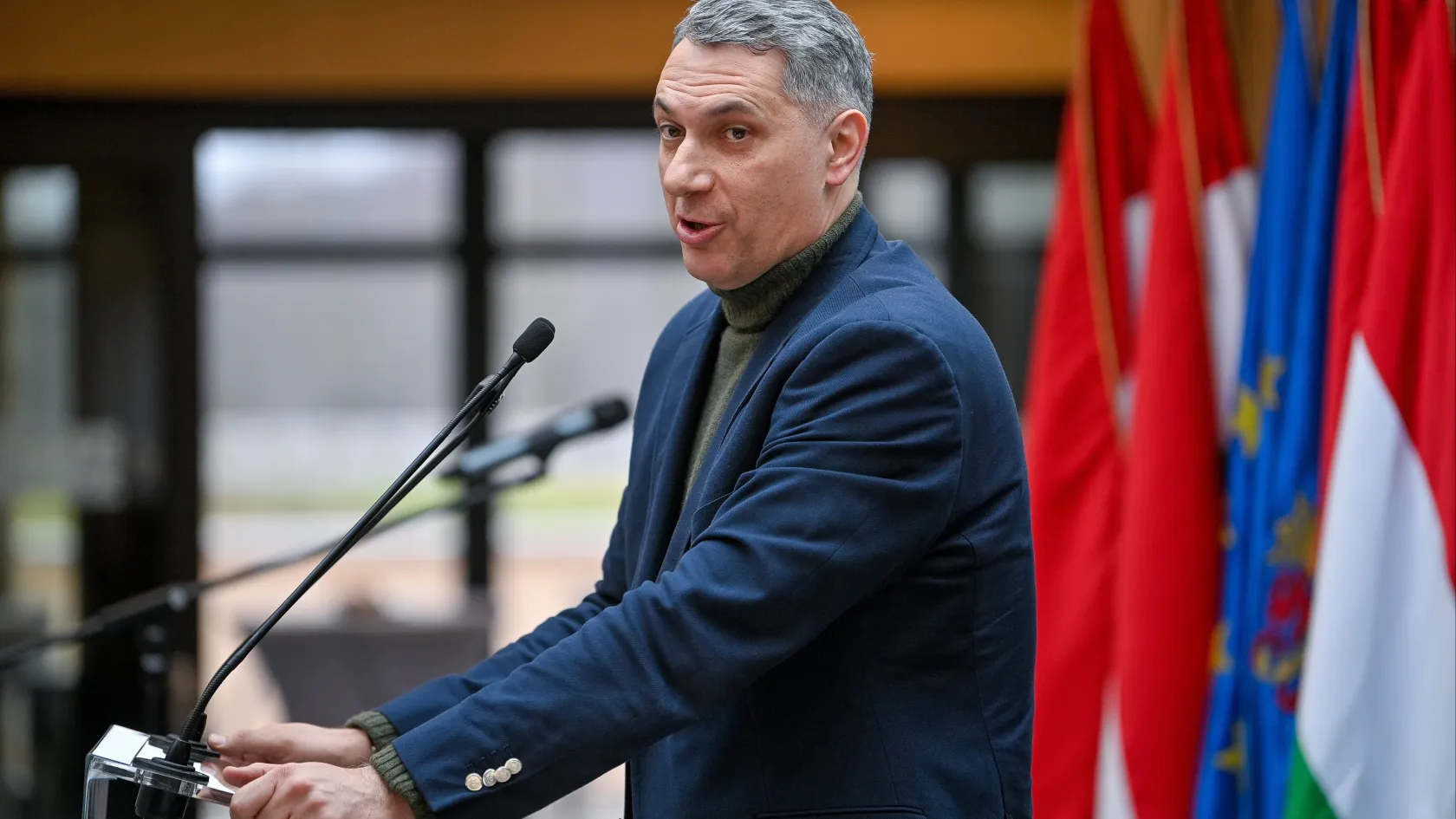 Lázár János: Magyarországon fegyvergyárak fognak épülni