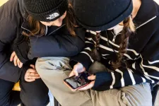 A romániai tizenévesek több mint egyharmada kapott már kéretlen szexuális tartalmú üzeneteket interneten