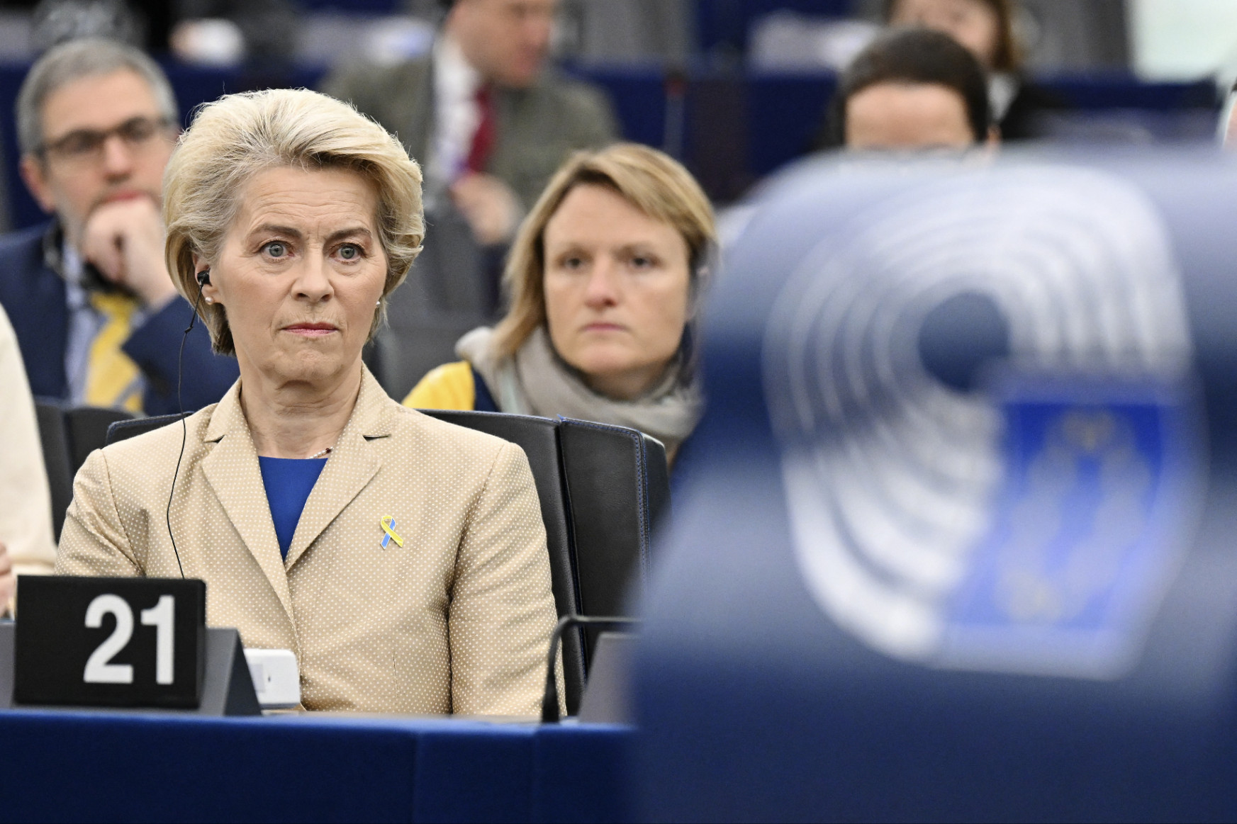 Több szankciót kért az EP, a fideszesek inkább nem vettek részt a szavazáson