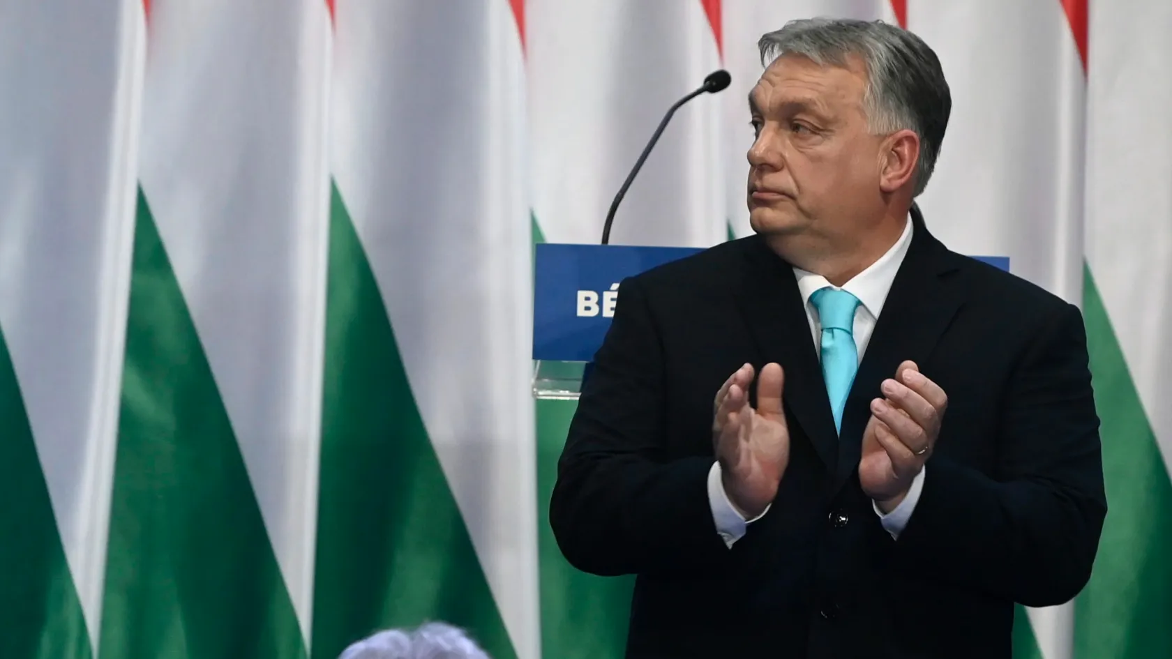 Reakciók az évértékelőre: Orbán egy hazug, hiteltelen, áruló putyinista hóhér