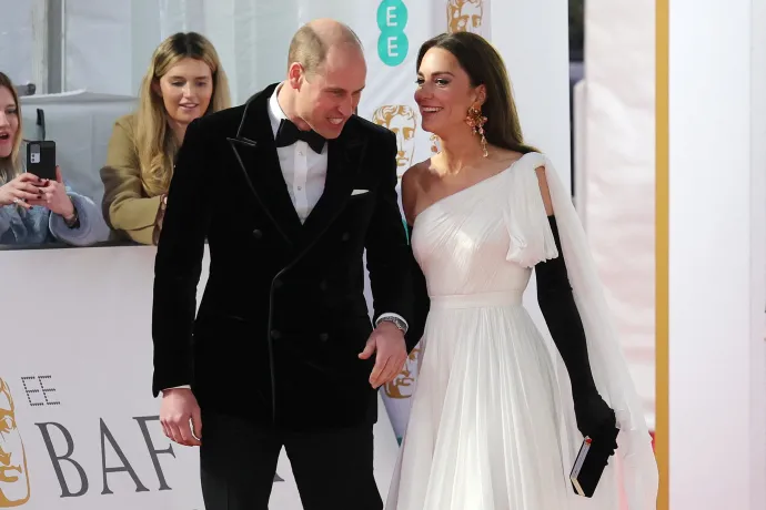 Katalin hercegné megpaskolta Vilmos herceg fenekét a BAFTA vörös szőnyegén