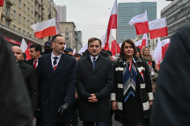 A baloldaliság a 21. század pestise a lengyel igazságügyi miniszter szerint, aki félrevezető híreket terjeszt a Twitter-oldalán