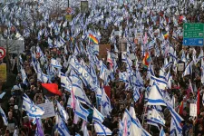 Az izraeli parlament megszavazta a vitatott igazságügyi reform első törvényeit
