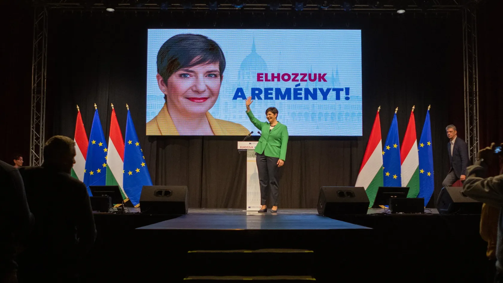 Tenni kell az Orbán-rendszer bukásáért – Dobrev Klára Pécsen fedte fel, milyen reményt kínál