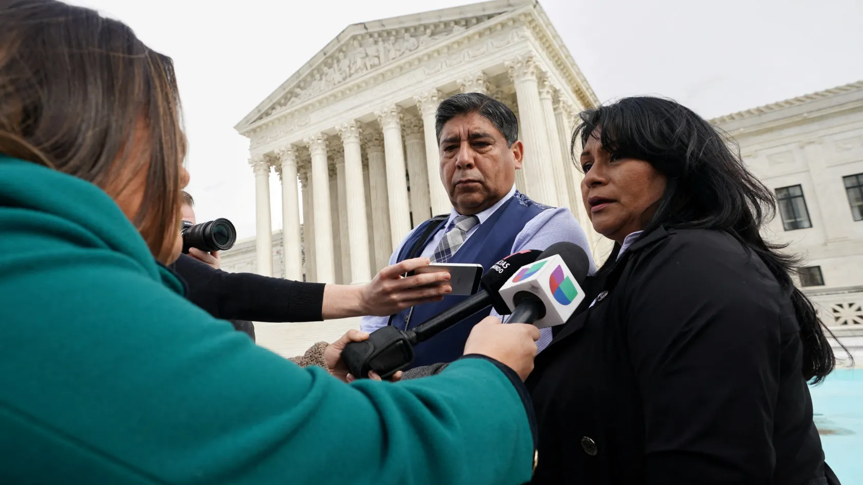 Terrorizmus támogatása miatt perlik a Google-t